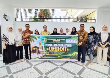 Bentuk Apresiasi, PT Macan Sejahtera Cahaya Kembali Berangkatkan Karyawan Umrah Gratis