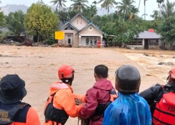 672 Warga Mengungsi, Banjir Rendam Sejumlah Permukiman di Kota Padang