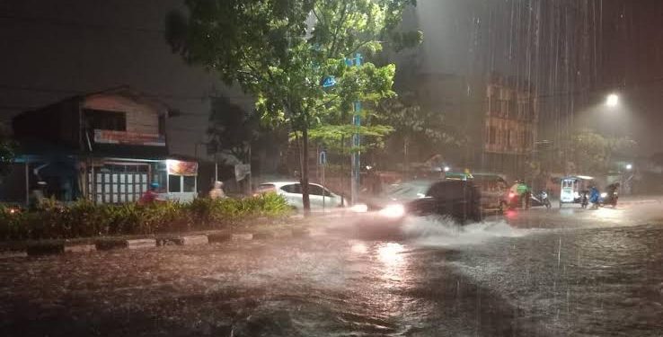 BMKG Tetapkan Sumut dan Aceh Siaga Banjir dan Longsor, Warga Diminta Waspada