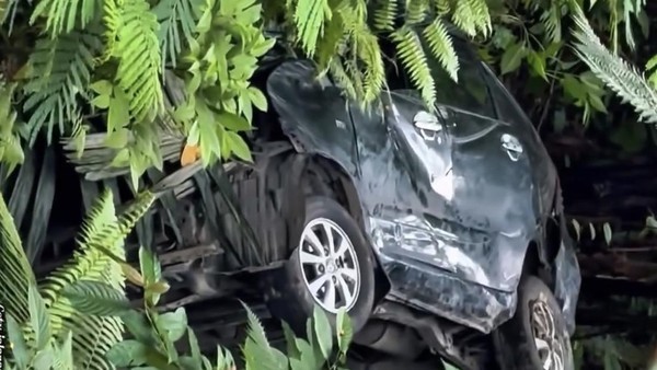 Mobil Masuk Jurang di Sibolangit, Tiga Penumpang Selamat